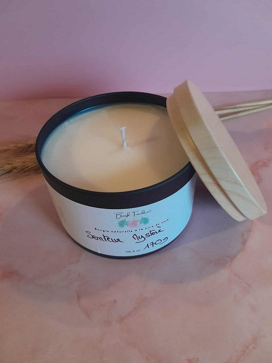 Bougie pot noir senteur mystere