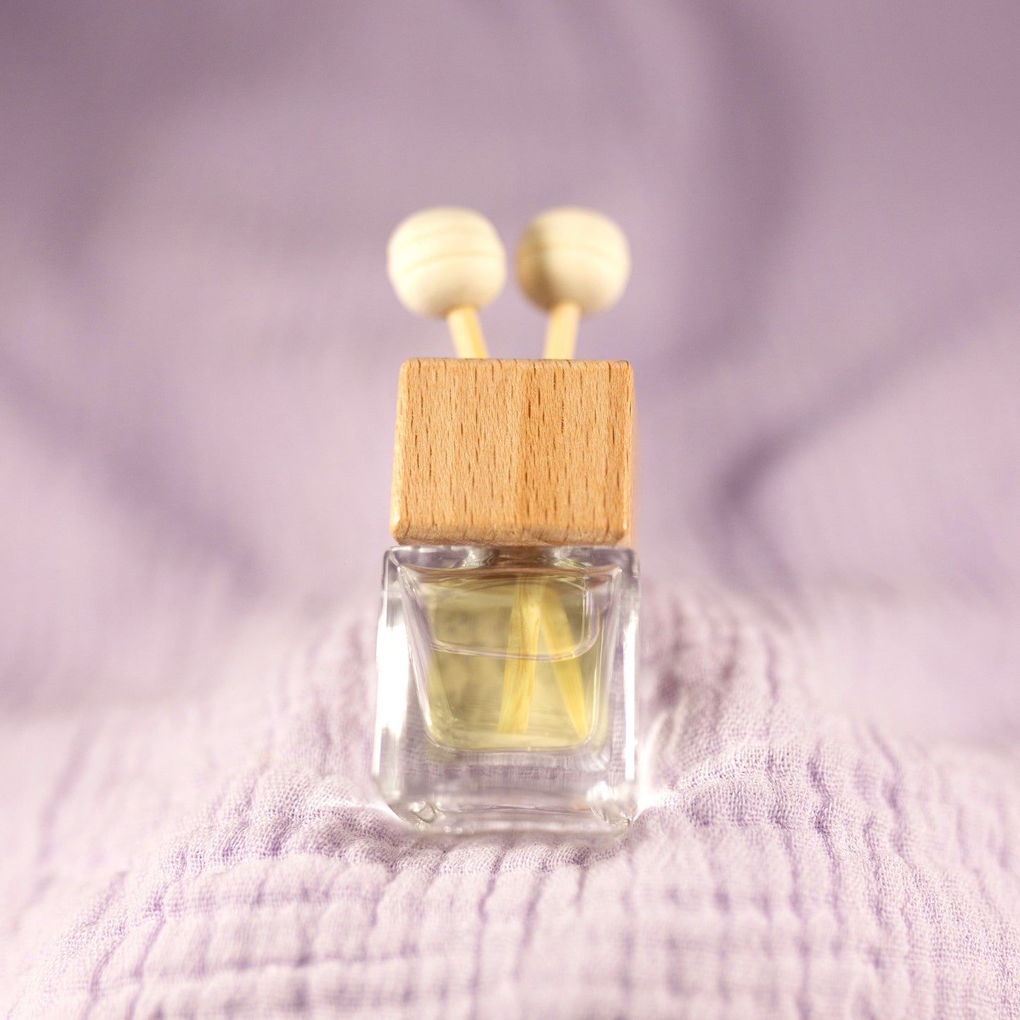 Parfum d'ambiance voiture "dupe"