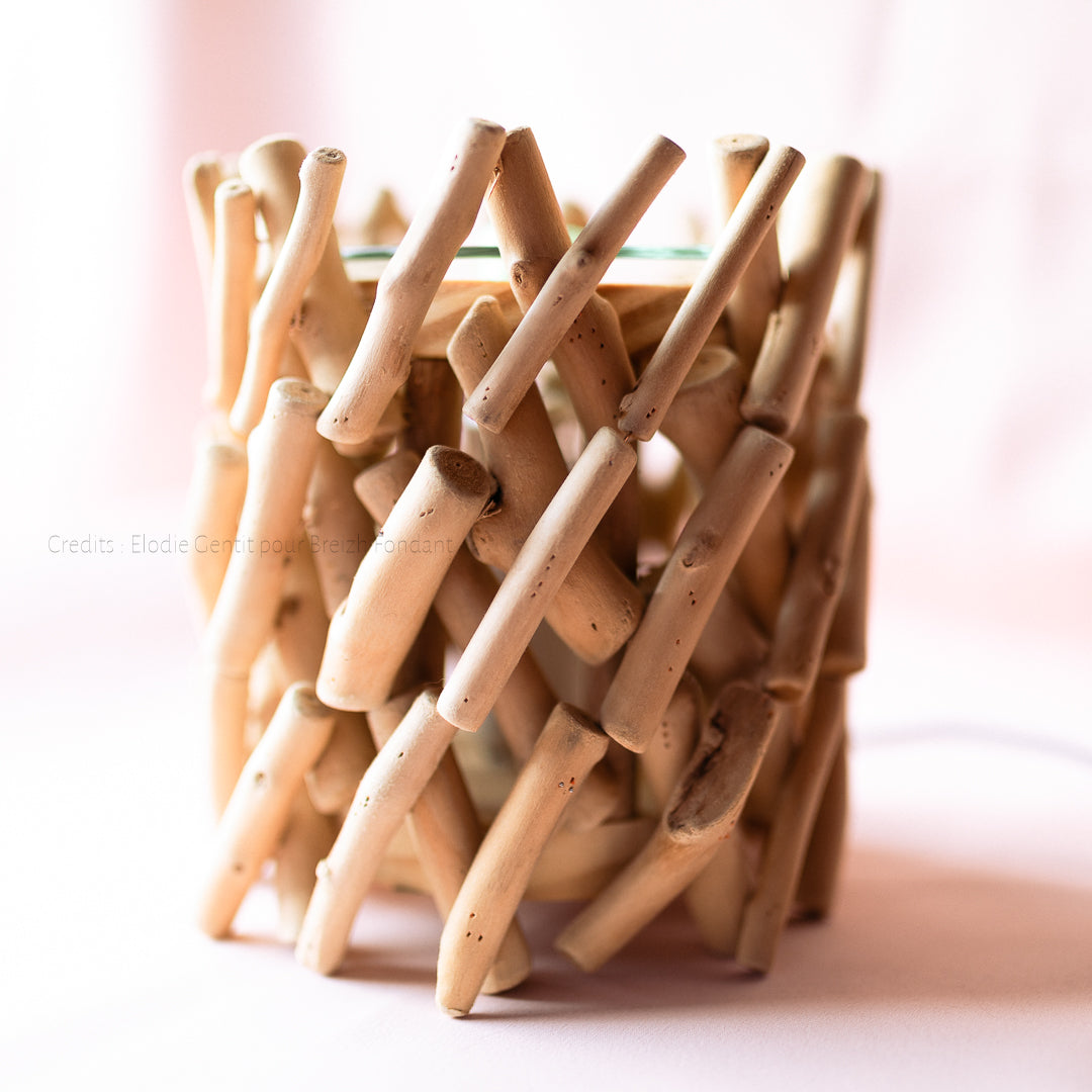 Lampe en bois diffuseur de parfum